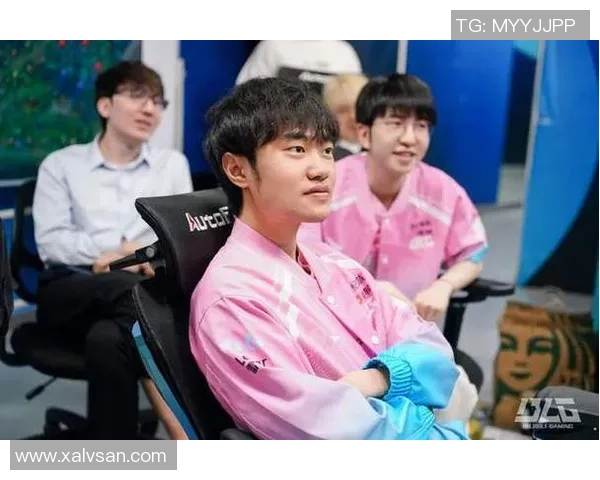 赛后分析：RNG与BLG对决中的战术细节与技术亮点探讨