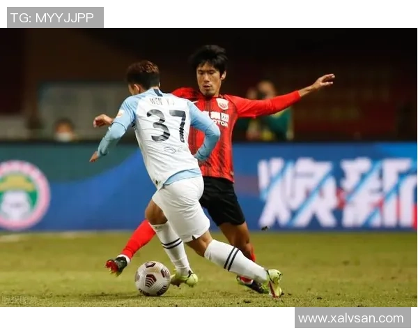 足球上轮精彩回顾与分析各队表现亮眼与失误盘点