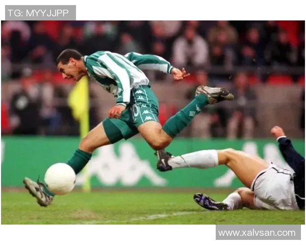 张宇聪足球之路：从青涩少年到职业球员的成长历程与梦想追逐