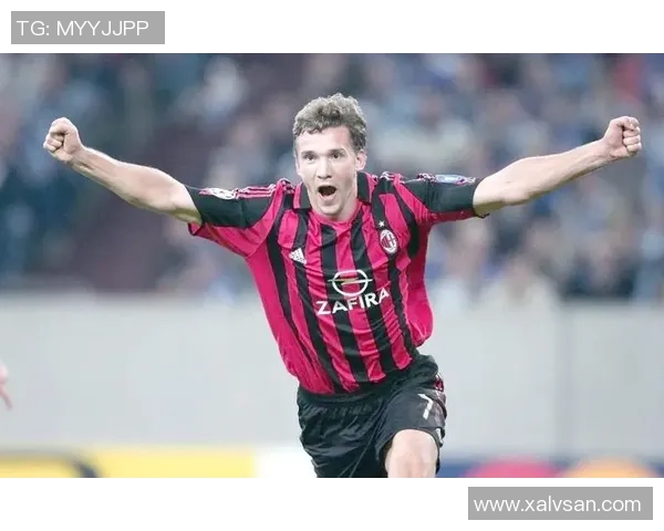 足球历史的演变与传奇人物的辉煌岁月探讨